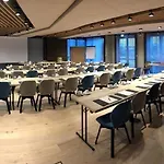 호텔 호흐하이드 4*