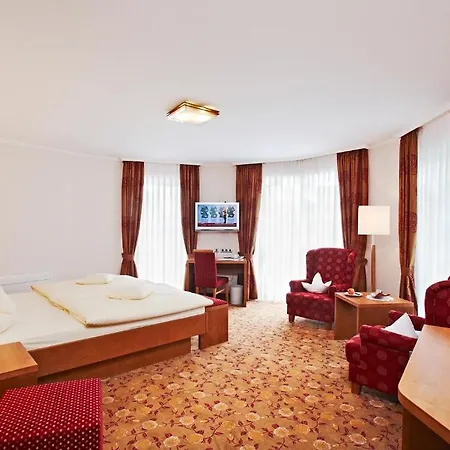 Hochheide Hotell 4*