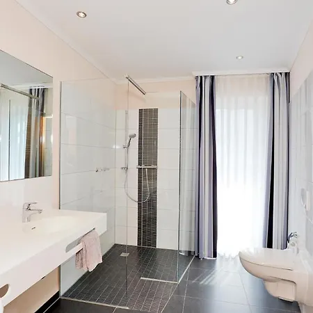 Hochheide 4*