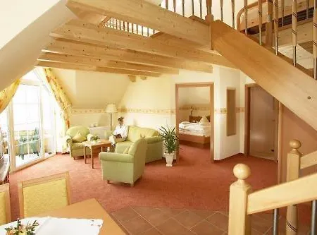 Hochheide Hotel 4*