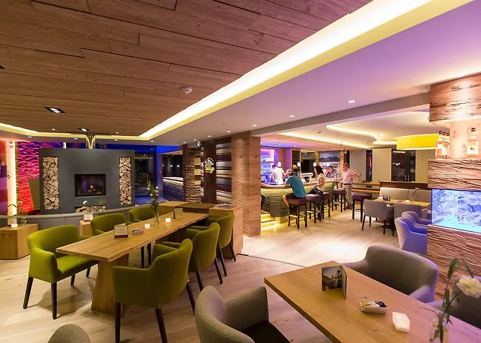 Hochheide Ξενοδοχείο 4*